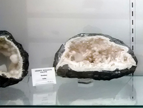 Items on display at the Mineral and Lapidary Museum in Hendersonville, North Carolina near Meadowbrook Log Cabin