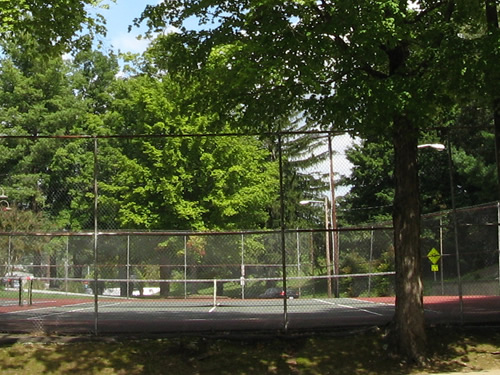 Tennis Courts at Boyd Park – Things to do near Meadowbrook Log Cabin in Hendersonville, NC