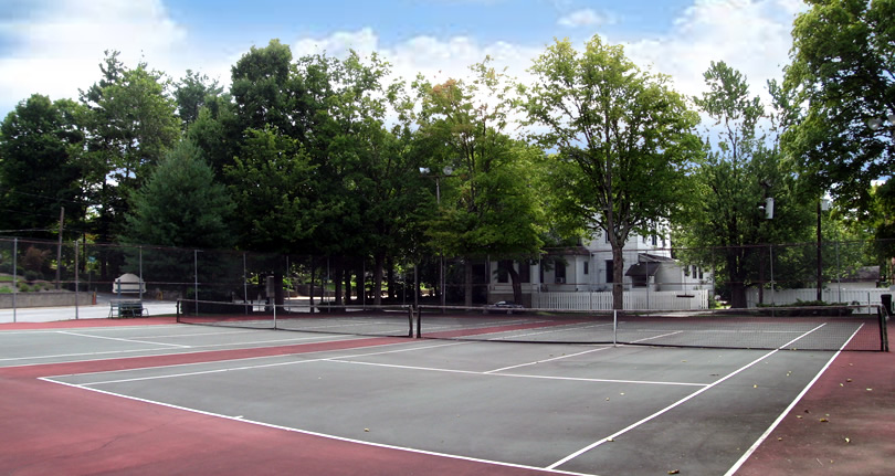 Tennis Courts at Boyd Park – Things to do near Meadowbrook Log Cabin in Hendersonville, NC