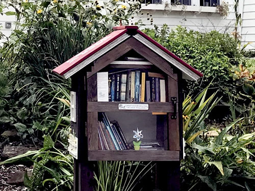 Little Library on Clairmont Drive - Near Meadowbrook Log Cabin in Druid Hills, Hendersonville, NC