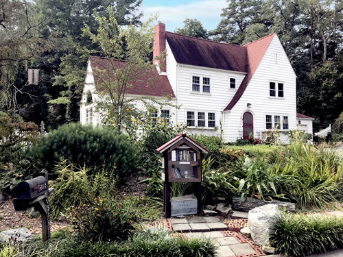 Little Library on Clairmont Drive - Near Meadowbrook Log Cabin in Druid Hills, Hendersonville, NC