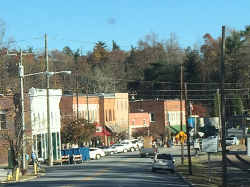 The town of Saluda - Late Fall Drive South along 176, the Old Spartanburg Highway