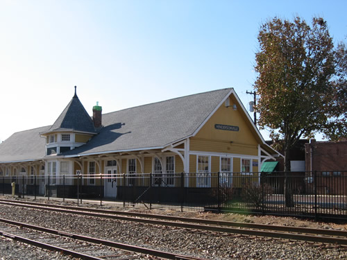 Historic Hendersonville Train Depot – Things to do near Meadowbrook Log Cabin