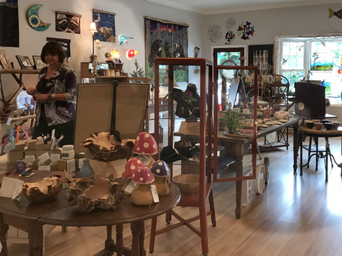 Firefly Craft Gallery l Firefly Craft Gallery in Historic Flat Rock