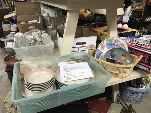 Four Seasons Hospice Home Store, Downtown Hendersonville